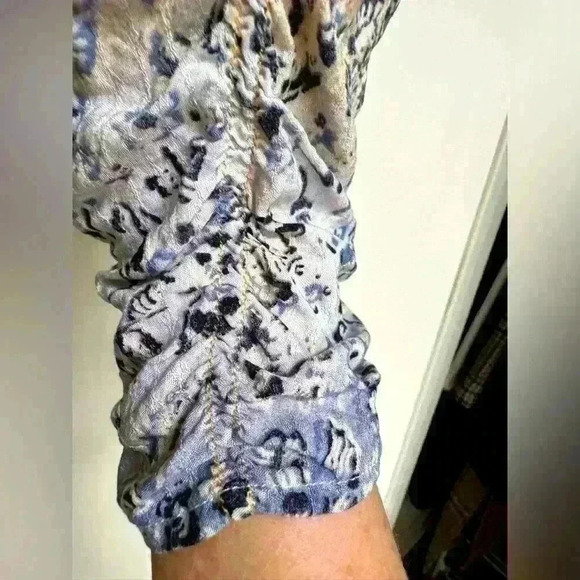 Democracy tassel blouse - Picture 6 of 7